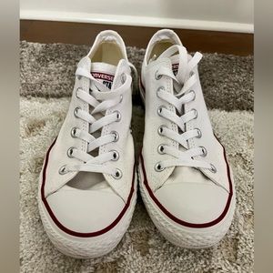 White converse Men's size 8 / equivalent to women's size 11
